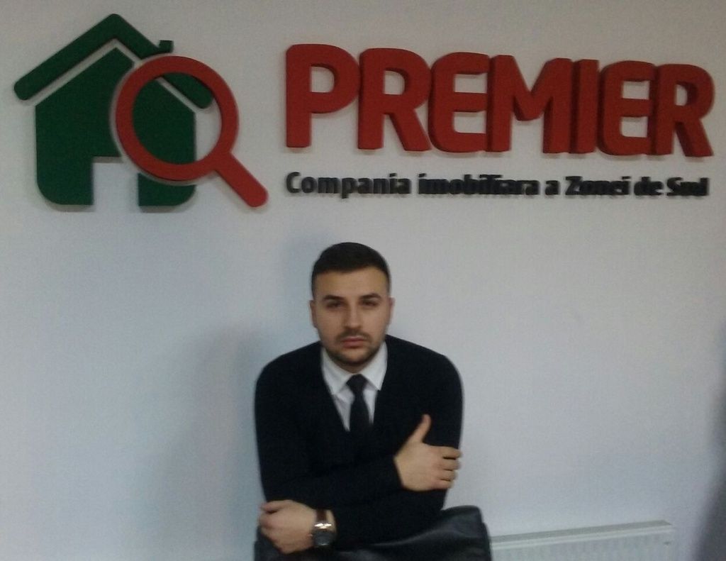 Andrei_Gheorghisor_Branch Manager_Premier_Imobiliare.jpg