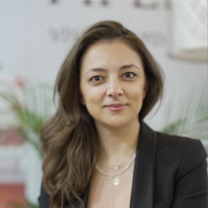 Alexandra Calin