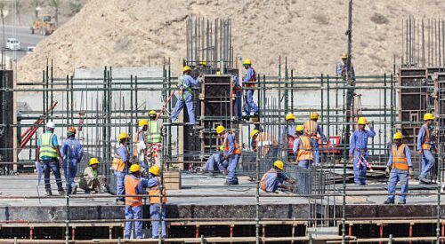 Inovații în siguranța șantierelor: cum tehnologia transformă construcțiile în Europa