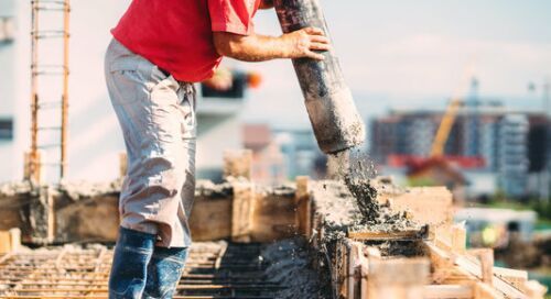 Scădere a autorizatiilor pentru construirea clădirilor rezidenţiale în luna august 2026