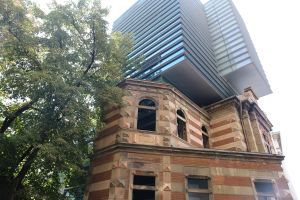 Arhitectura reflecta societatea si economia, statul si mediul privat, deopotriva