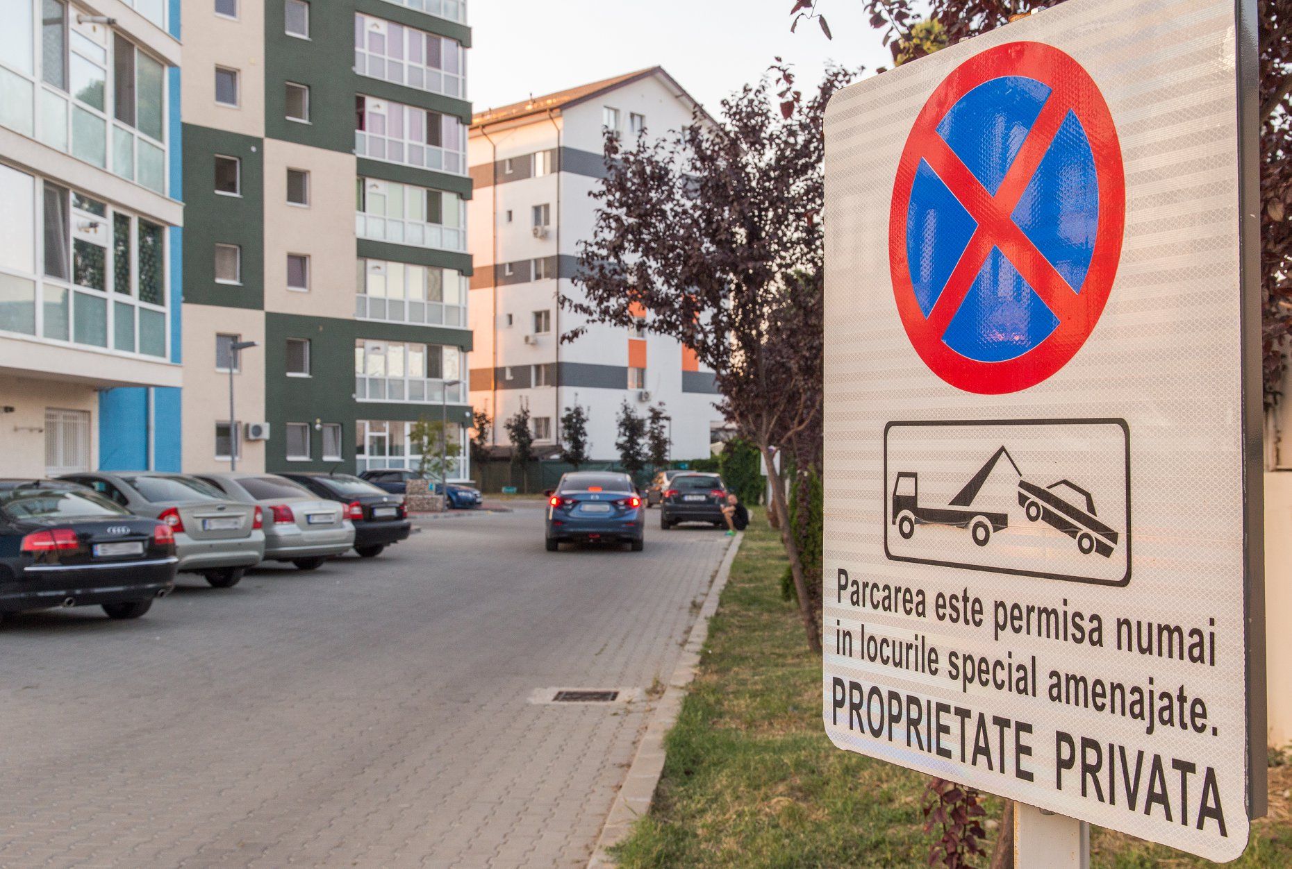 Locul de parcare, între necesitate, obligații și costuri. Cât de scump este de fapt și de ce crede un dezvoltator că trebuie schimbată legea?