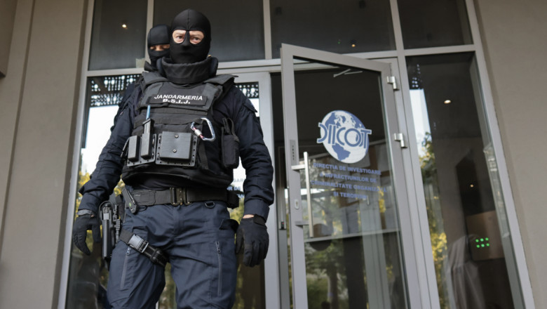 Un grup infracțional a vândut, în mod fraudulos, terenuri de milioane de euro