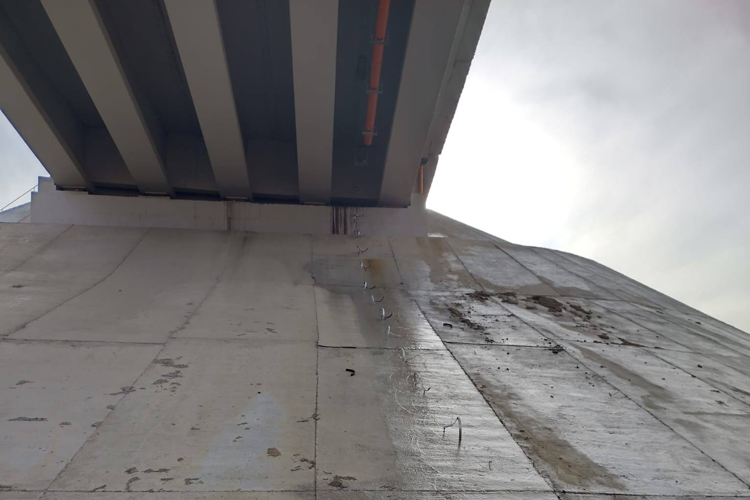 Centura Barlad, pradata de catre hotii de materiale de constructie