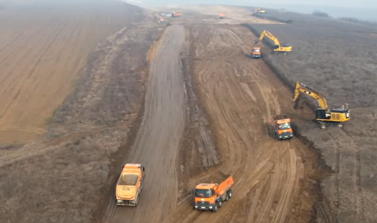 Echipele UMB au revenit pe santierul Autostrazii A7 Bacau – Pascani