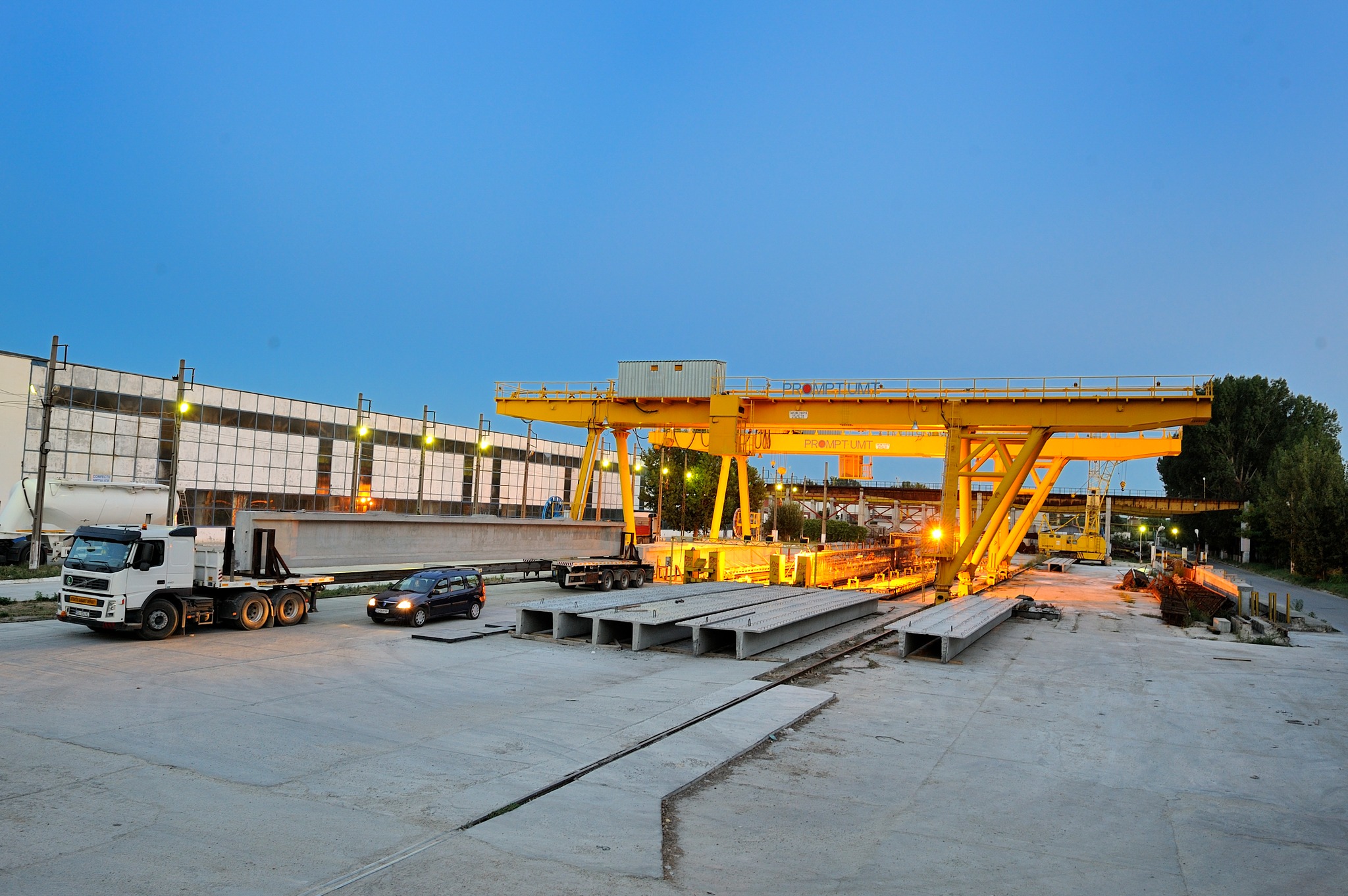 Prefab SA: Cererea redusa de materiale de constructii ii afecteaza pe producatori