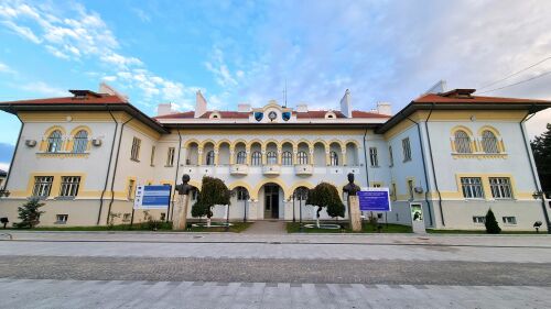 Primaria Hunedoara va avea peste 620 mil lei pentru investitii