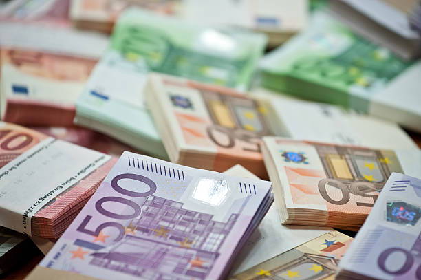 Absorbtia fondurilor europene: PNRR este la 17%, PDD este cel mai performant program