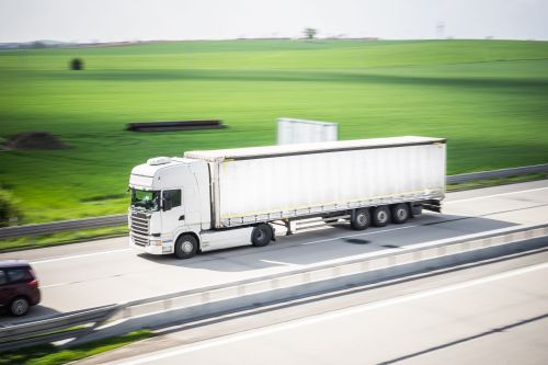 Statul va reintroduce schema de ajutor de stat pentru acciza la motorina