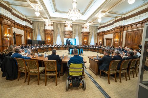 „Lift pentru viata” – un program national de investitii pentru accesibilizarea blocurilor vechi