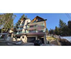 Apartament 3 camere de vânzare la Sinaia