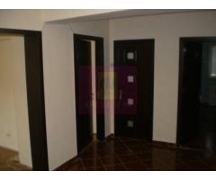 Apartament 3 camere pe bd Decebal - Imagine 4