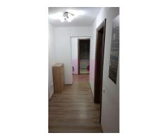 Vanzare apartament 2 camere in zona bd. Decebal stradal - Imagine 3