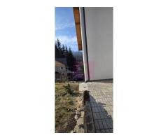Apartament 3 camere de vânzare la Sinaia - Imagine 12