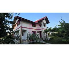 Vila 6 camere de vanzare in Banesti