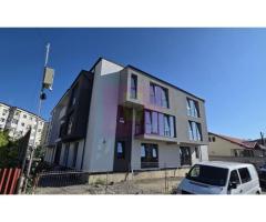 Apartament NOU cu 4 camere de vanzare in Campina
