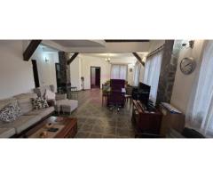 Vila in Sinaia cu parau in curte si view superb - Imagine 5
