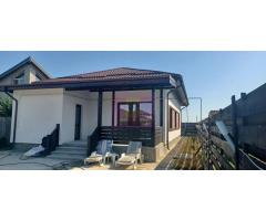 Casă nouă Săbăreni, terasă, piscină, foișor, barbeque, curte 440 mp - Imagine 2