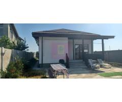 Casă nouă Săbăreni, terasă, piscină, foișor, barbeque, curte 440 mp - Imagine 5