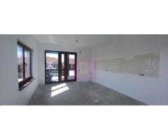 Casă nouă Săbăreni, terasă, piscină, foișor, barbeque, curte 440 mp - Imagine 12