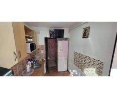 Apartament cu 2 camere, et 1 in Campina - Imagine 7