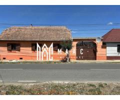 Casă 4 camere | Central, Miercurea Sibiului | teren 1.080 mp