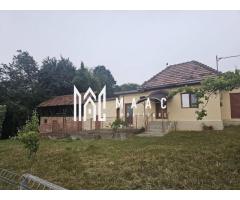 Casă 1 cameră de vânzare | Rădăcinești, Vâlcea | 5500 mp teren - Imagine 2