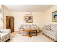 Casă 5 camere | Bul.Vasile Milea , Sibiu | 200 mp, curte
