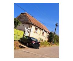 Casă cu teren generos | 18 km de Sibiu | 2400 mp teren | Anexe& Construcție noua - Imagine 4