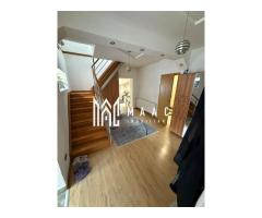 Casă de vânzare 3 camere | Lupeni, Sibiu | 141 mp utili, teren 676 mp - Imagine 2