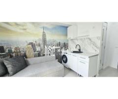 Garsoniera | Etaj 1 | Renovata complet | Mobilata | Lazaret - Imagine 3