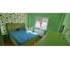Apartament 4 Camere I Decomandat I Zona Calea Dumbravii