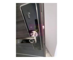 Apartament in prima linie parter cu vedere la mare. - Imagine 9