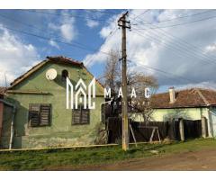Casă de vânzare în Alțâna | teren 831 mp | poziție centrală