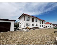 Casă Tip Duplex | 4 Camere | 2 Balcoane | Terasă | Șura Mică
