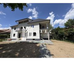 Vilă spațioasă în centrul Cisnădioarei | teren 1300 mp