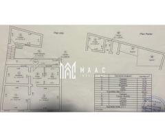 Apartament 3 camere curte privata zona Centrala - Imagine 2