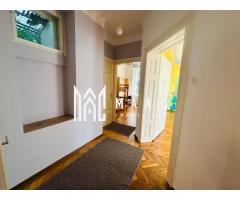 Apartament la casă | Decomandat | 100 MPU | Central - Imagine 5