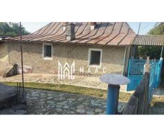 Casă bătrânească de vânzare – Comuna Livezi, Județul Vâlcea - Imagine 4