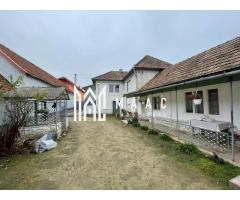 Casă I Teren de 4.500 mp I Anexe I Seica Mare - Imagine 4