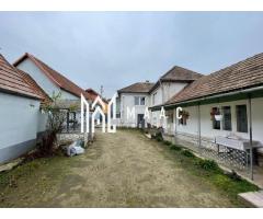 Casă I Teren de 4.500 mp I Anexe I Seica Mare - Imagine 7