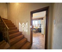 Apartament 3 camere la casa | Garaj | Balcon | Central - Imagine 4