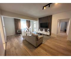 Apartament 3 camere I Etaj 2 I Modern I Balcon I Central