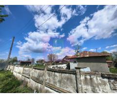Teren cu o casă demolabilă în satul Poșta la 15 minute de București - Imagine 4