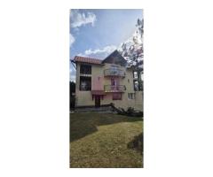 Vila de vânzare cu 8 camere și garaj in Busteni - Imagine 2