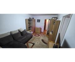 Apartament cu 3 camere de vanzare in Campina