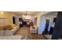Apartamnet cu 2 camere de vanzare in Sinaia - Imagine 2