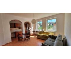 Casa cu 4 apartamente / 9 camere | Ultracentral | Curte