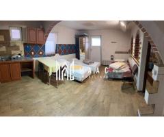 Casa cu 4 apartamente | 9 camere | Curte si Gradina - Imagine 8