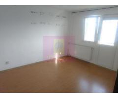Apartament, 2 camere, aproape de metrou Lujerului - Imagine 2